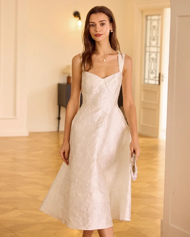 Midi dresses with satin - finish fabrics for a luxurious feel The White Sweetheart Neck Jacquard Midi Dress Midi dresses with satin - finish fabrics for a luxurious feel The White Sweetheart Neck Jacquard Midi Dress