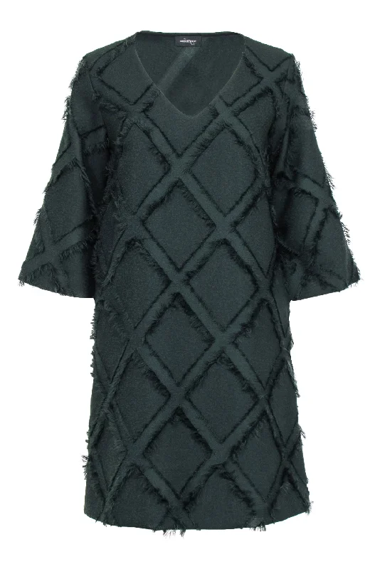 Lace - Embellished Women Dress for an Elegant and Sophisticated Appearance Lace - Embellished Women Dress for an Elegant and Sophisticated Appearance Ottod' Ame - Green V-Neck Shift Dress w/ Raw Edge Detailing Sz 6 Lace - Embellished Women Dress for an Elegant and Sophisticated Appearance Lace - Embellished Women Dress for an Elegant and Sophisticated Appearance Ottod' Ame - Green V-Neck Shift Dress w/ Raw Edge Detailing Sz 6